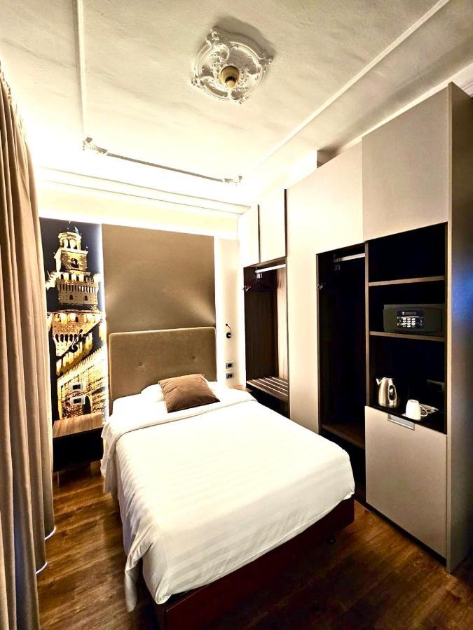 Hotel Mythos Milano Esterno foto