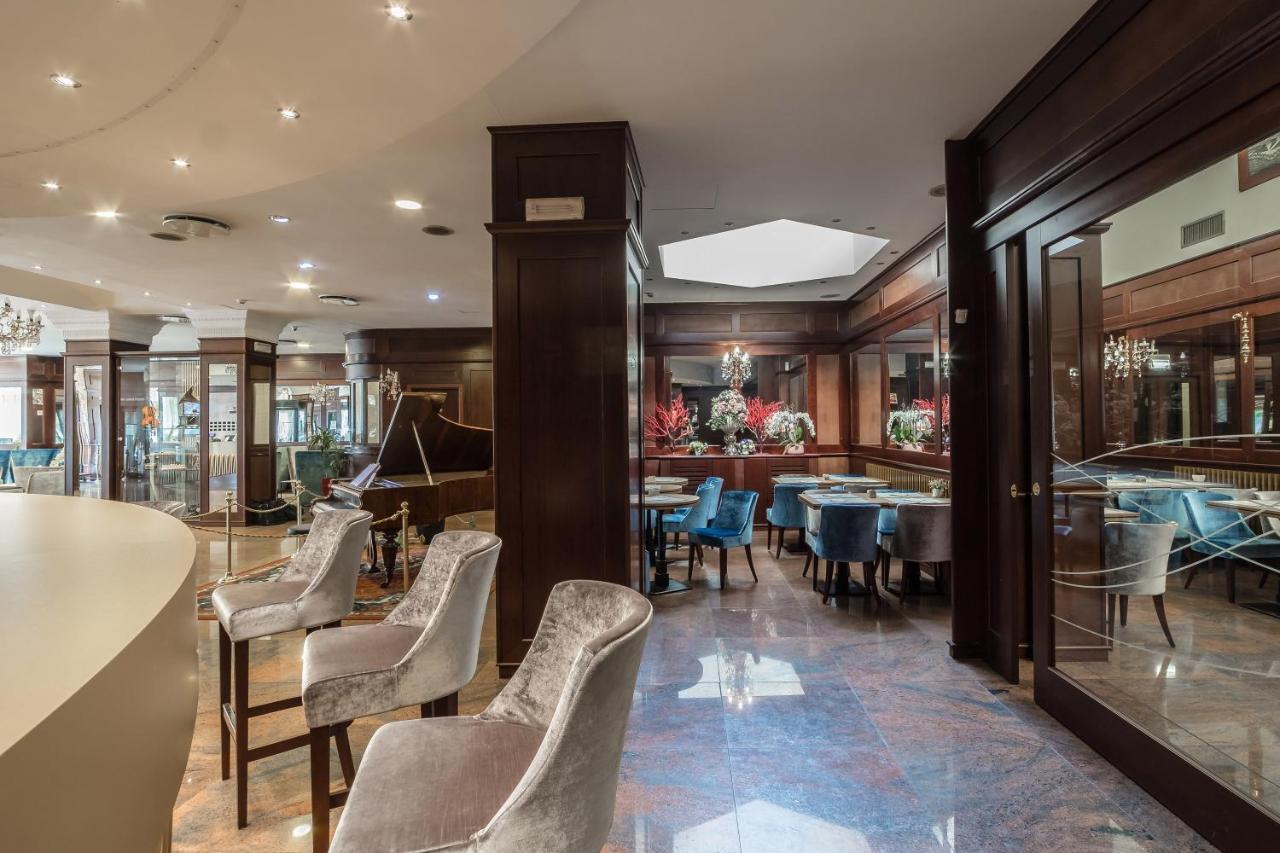 Hotel Mythos Milano Esterno foto