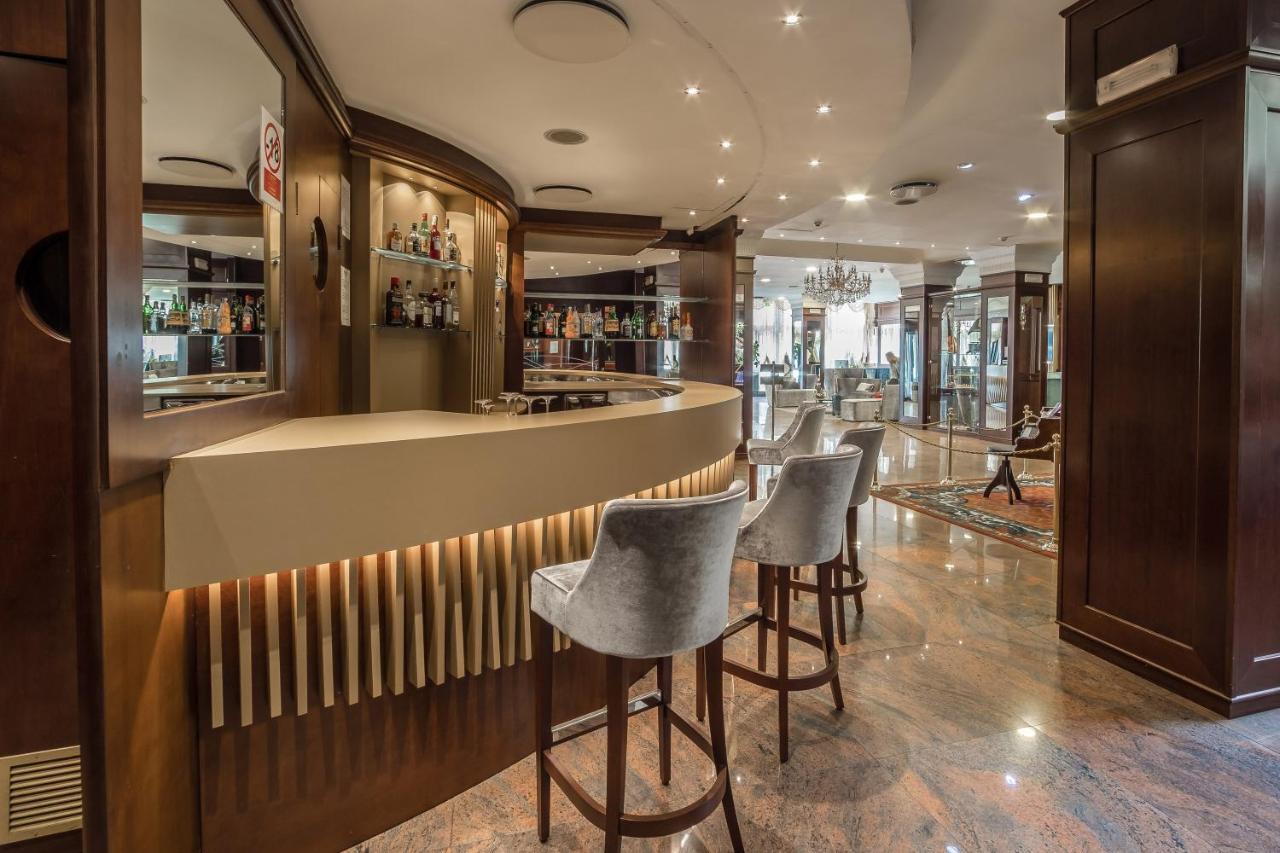 Hotel Mythos Milano Esterno foto