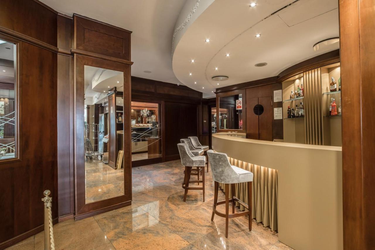 Hotel Mythos Milano Esterno foto
