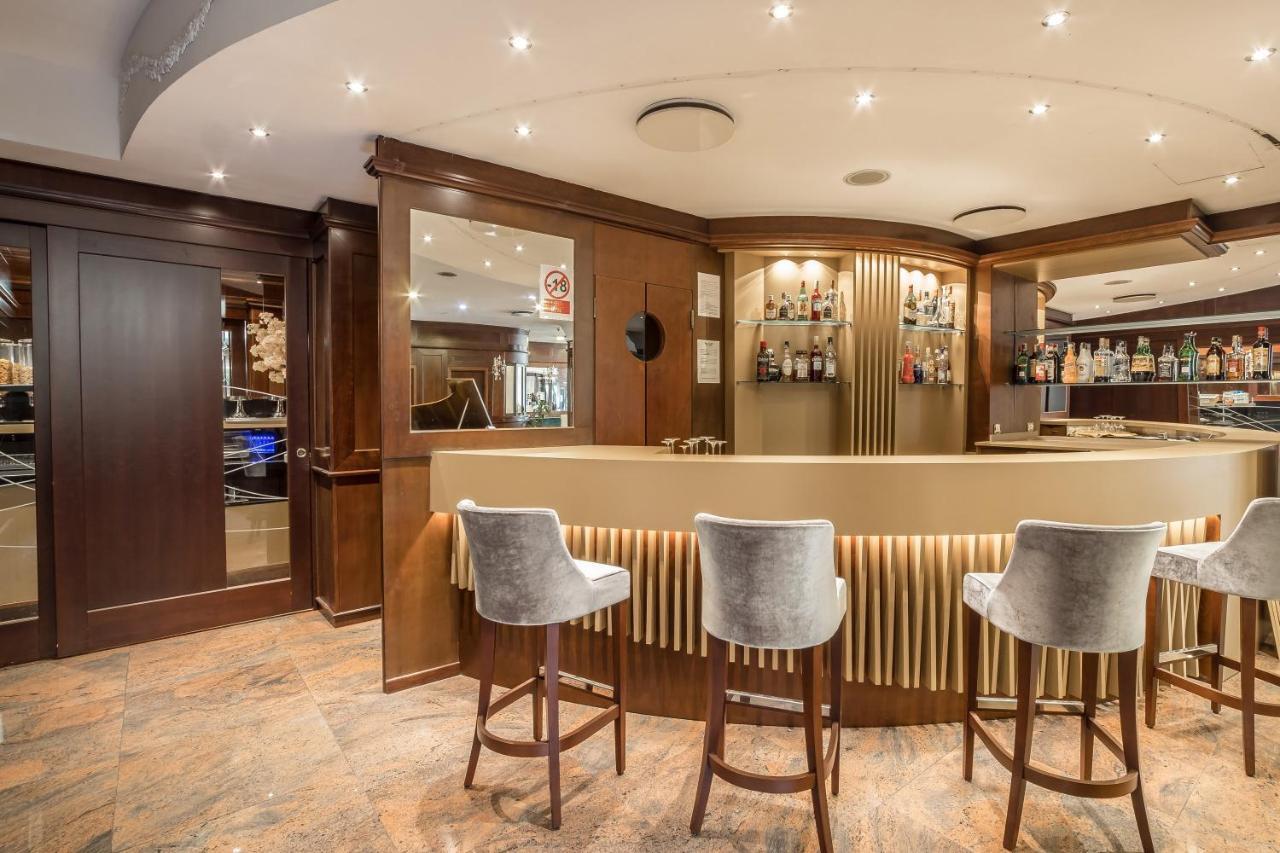Hotel Mythos Milano Esterno foto
