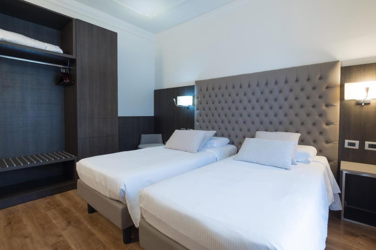 Hotel Mythos Milano Esterno foto