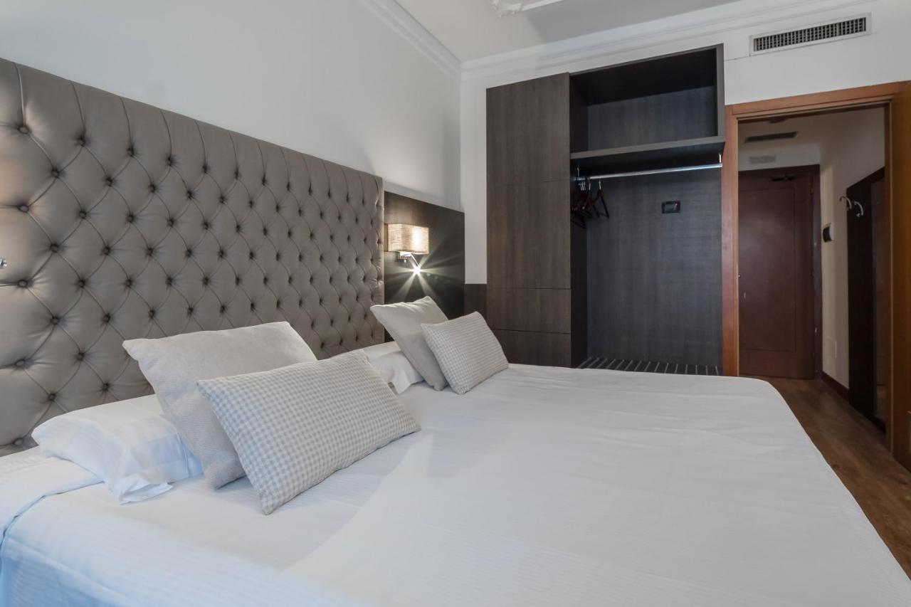 Hotel Mythos Milano Esterno foto